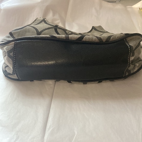 Small hand bag - Picture 8 of 8